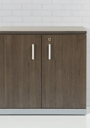 Armoire basse à portes battantes - H85 x L90 x P42 cm